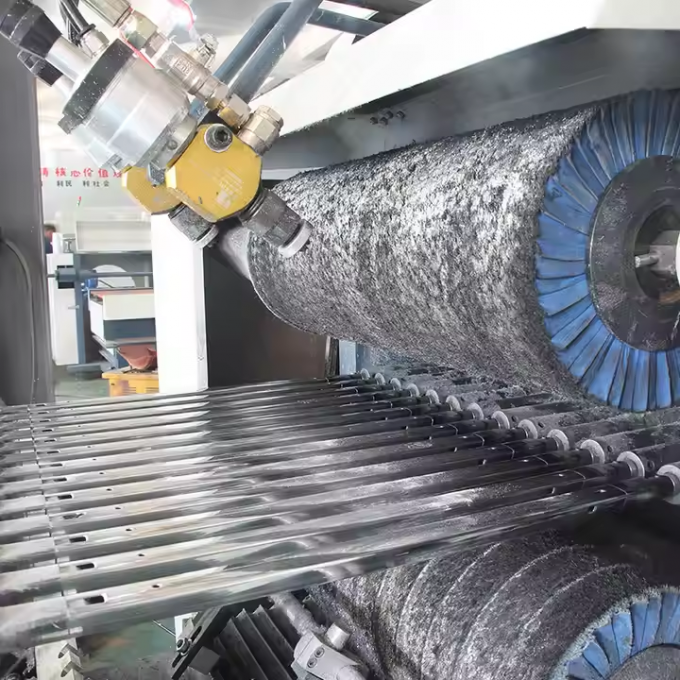 8k miroir ligne de cheveux dessin de fil de finition automatique tuyau métallique / tube carré / machine de polissage ronde pour la finition de surface 7